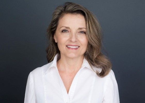 Carol Ratzlaff