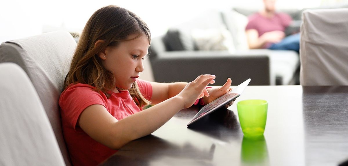 kid on tablet