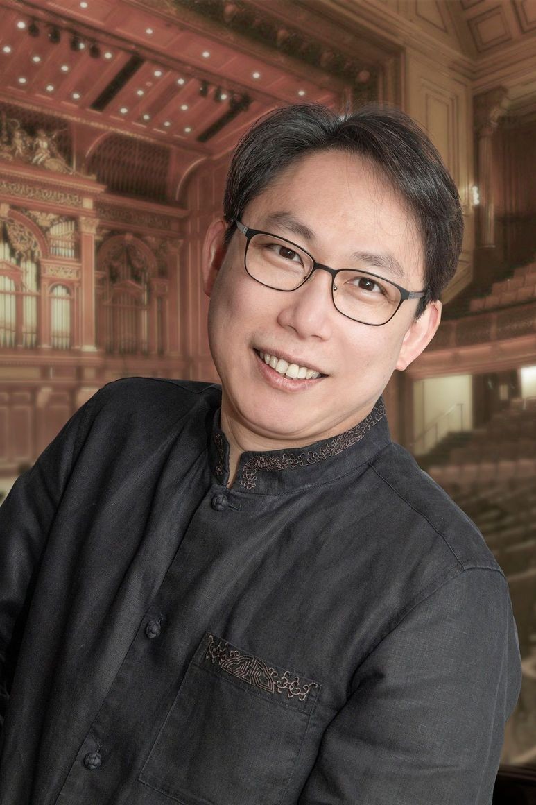 Dr. Sean Wang